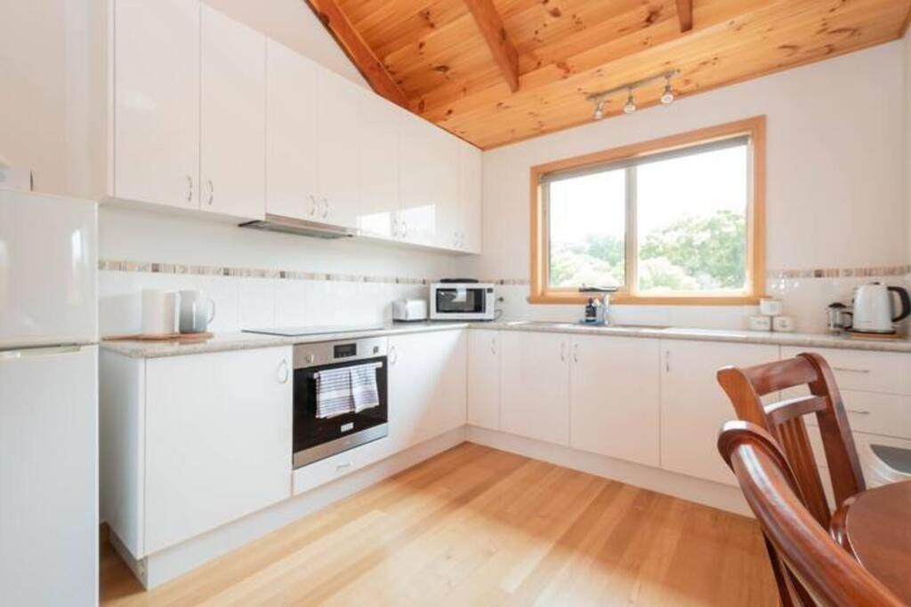 Private 2 Bedroom Cabin Retreat Legana Eksteriør bilde